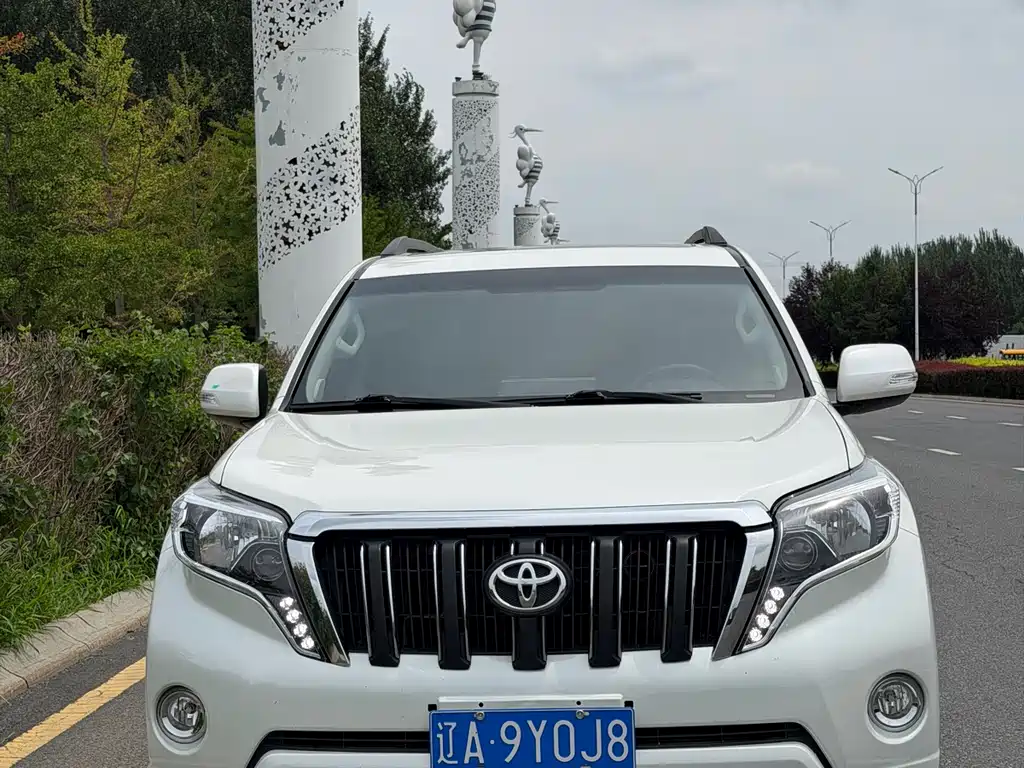 Toyota Prado 2016