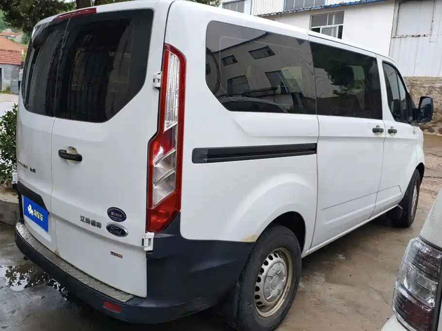 Ford Transit 2023