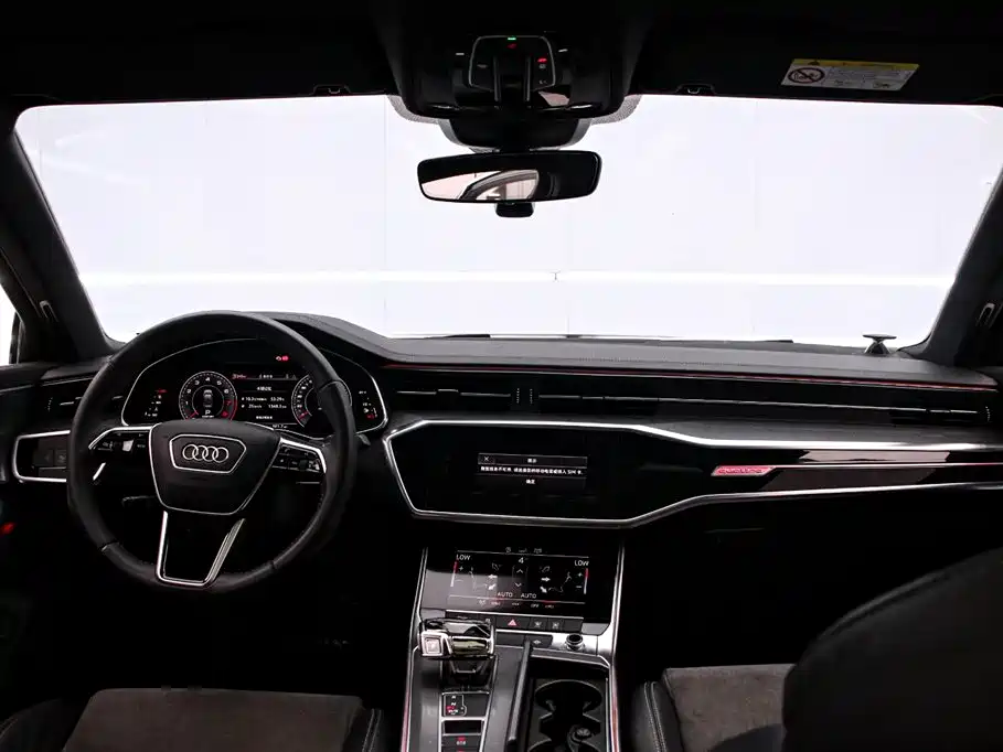 Audi A6L 2020