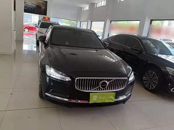 Volvo S90 2024