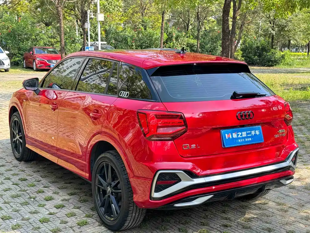 Audi Q2L 2022