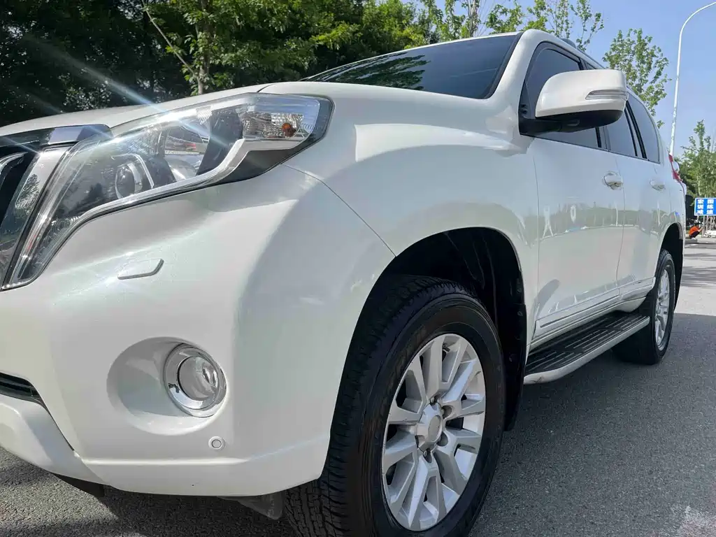 Toyota Prado 2017 — фото 4