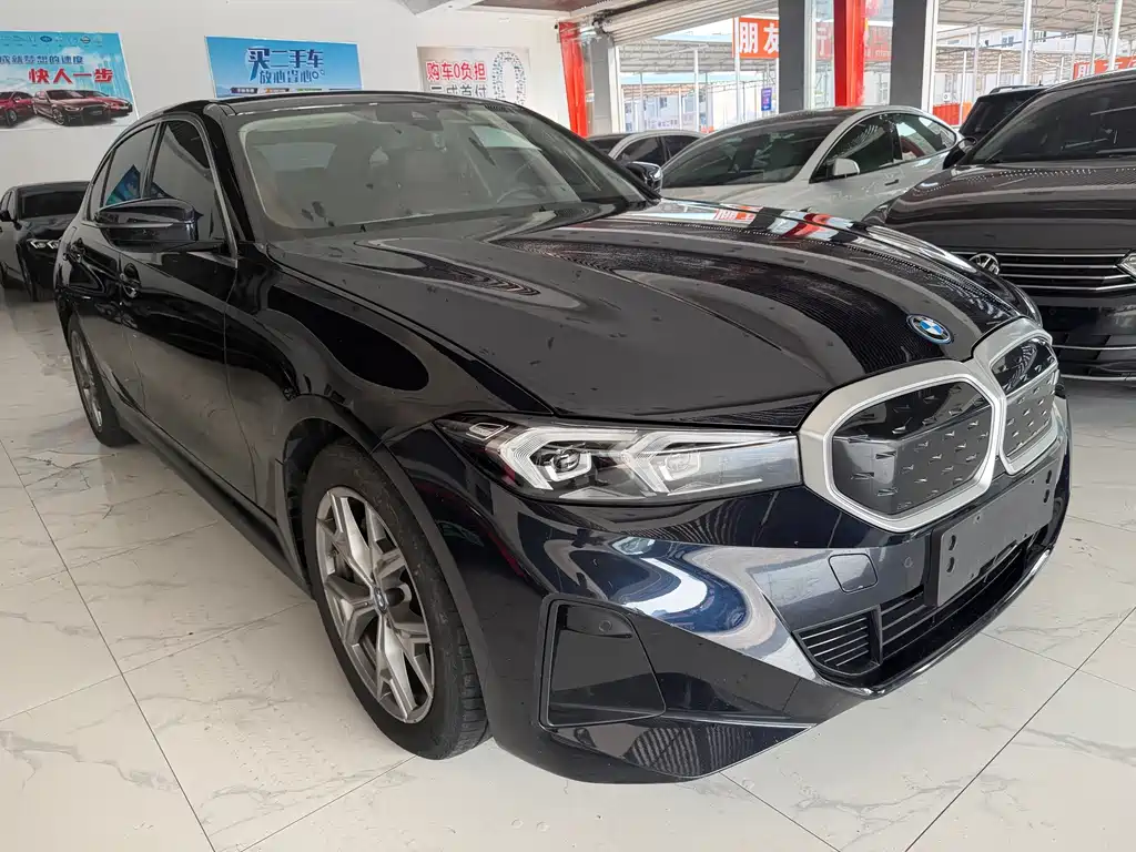 BMW i3 2024 — фото 3