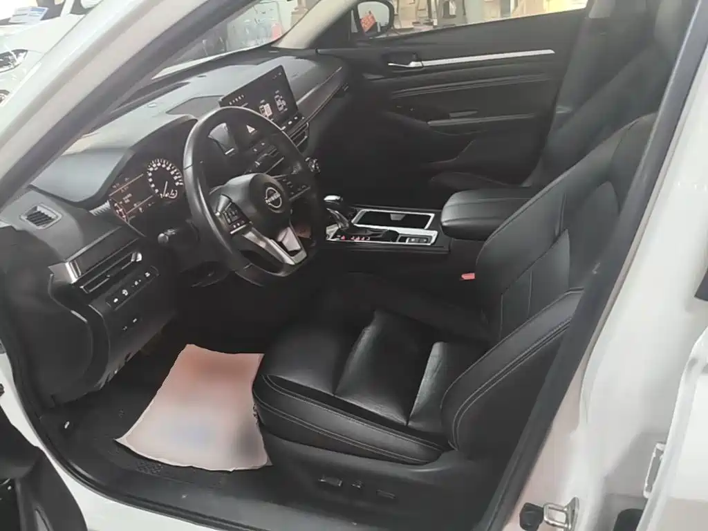 Nissan Teana 2023 — фото 15
