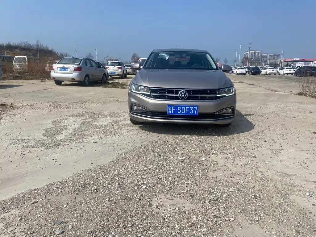 Volkswagen Bora 2021