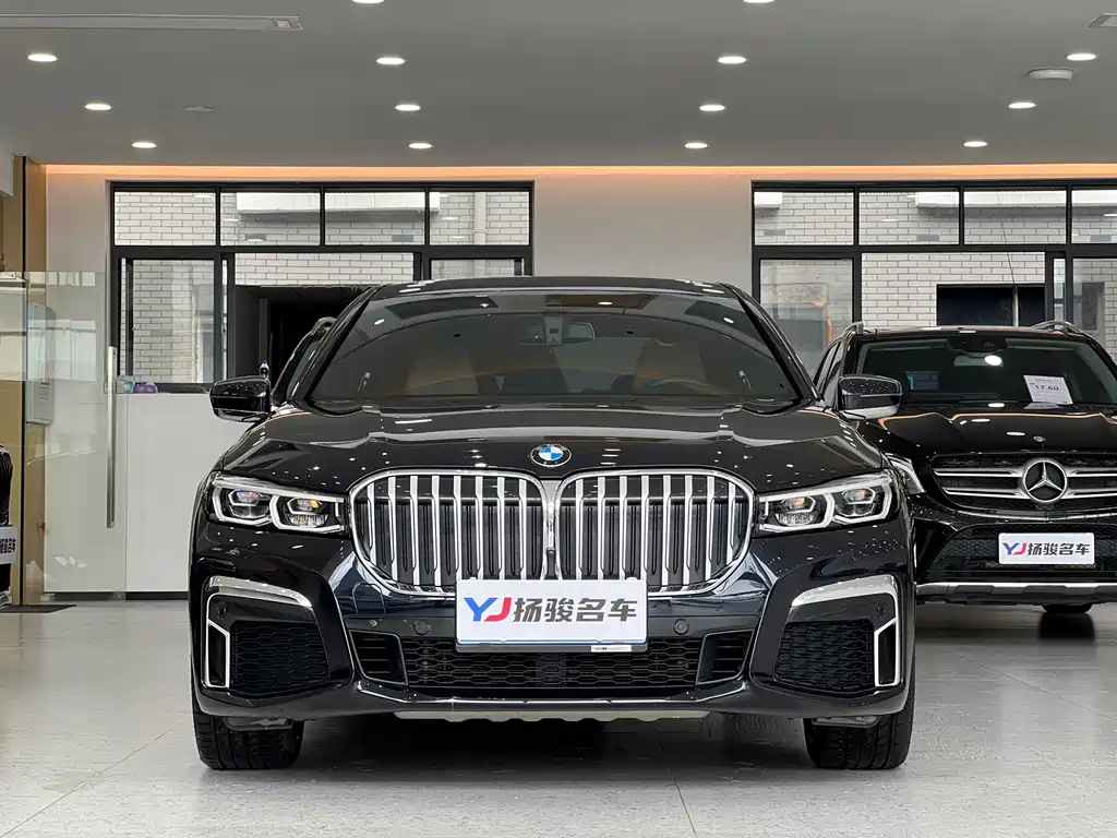 BMW 7 Series 2019 — фото 2