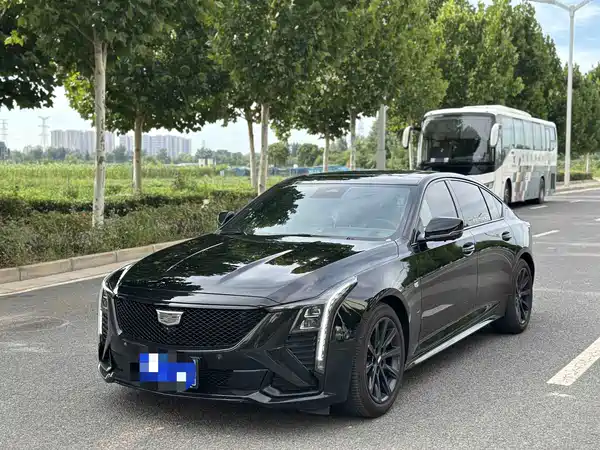 Cadillac CT5 2024