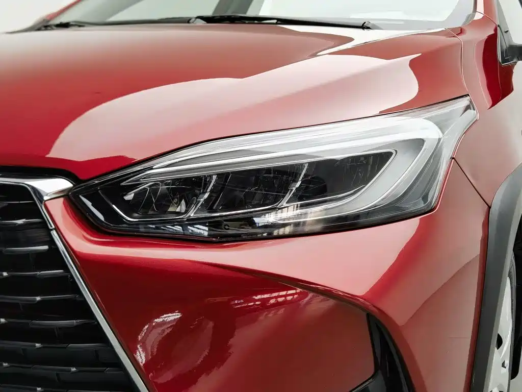 Toyota Yaris L 2022