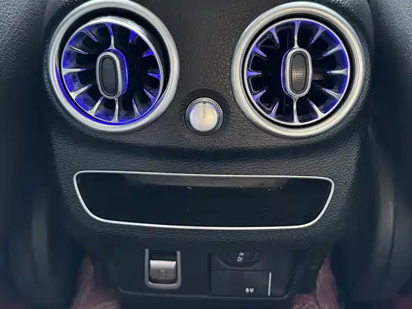 Mercedes-Benz C-Class 2020