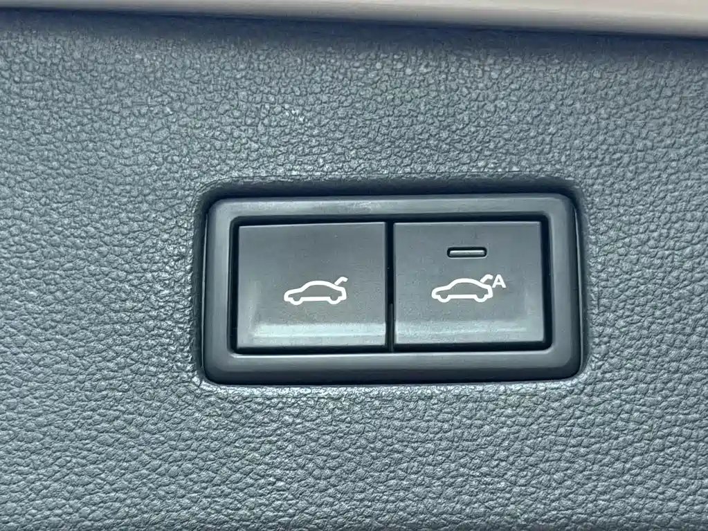 Volkswagen Tiguan L 2021 — фото 10