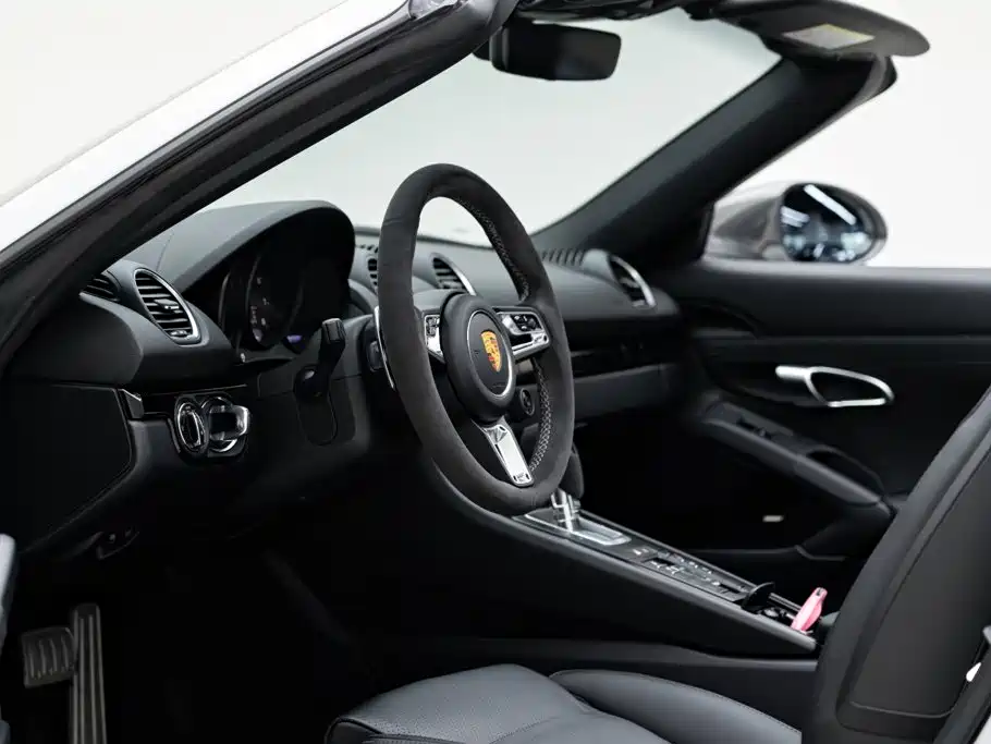 Porsche 718 2020 — фото 10