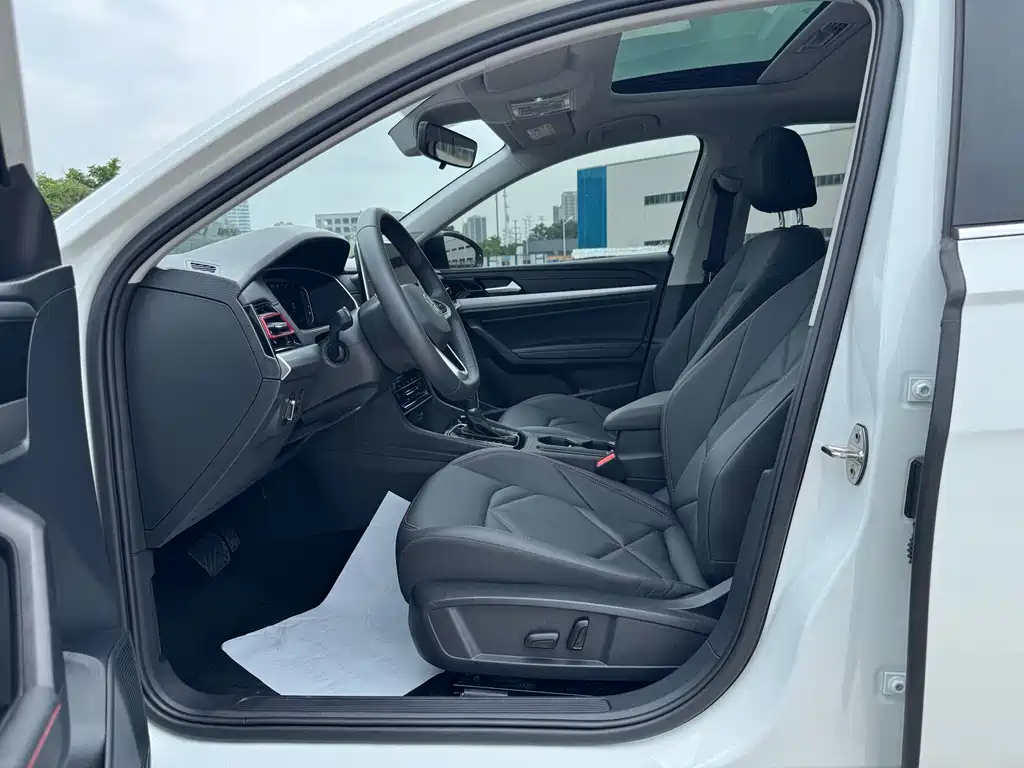 Volkswagen Lavida 2024