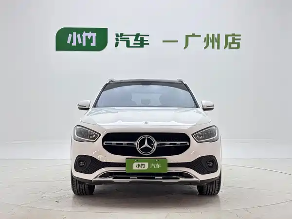 Mercedes-Benz GLA 2021