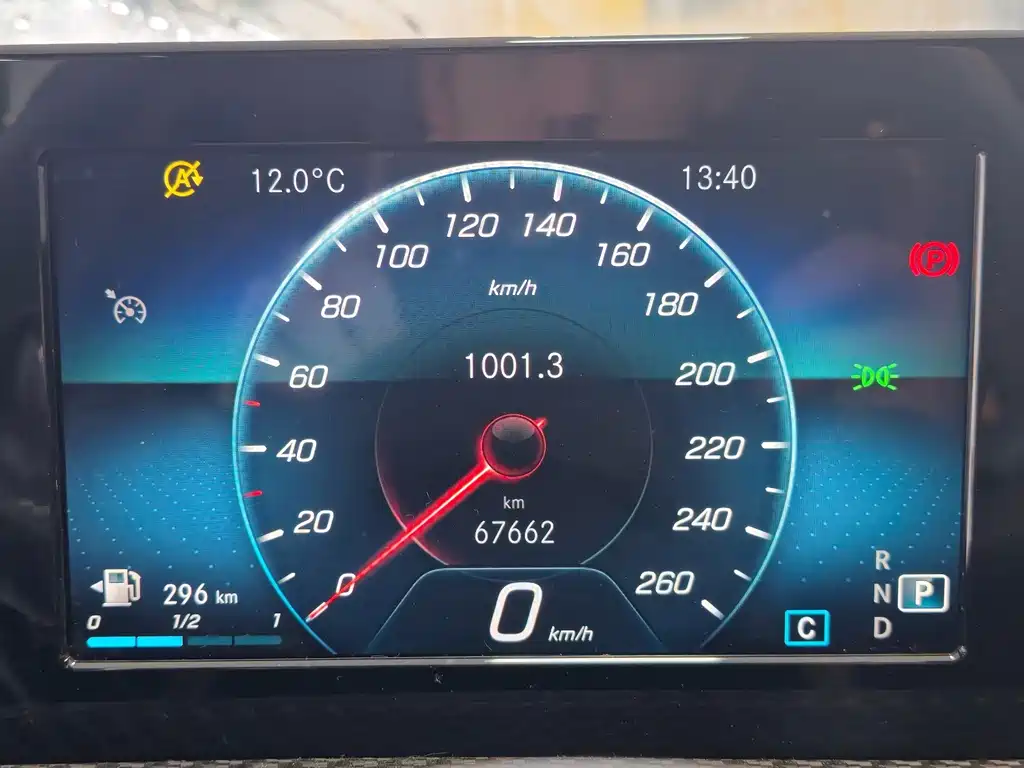 Mercedes-Benz A-Class 2020 — фото 14
