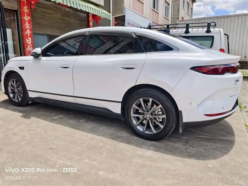 BYD Qin L 2025 — фото 3