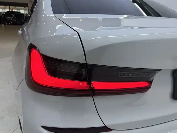 BMW 3 Series 2022