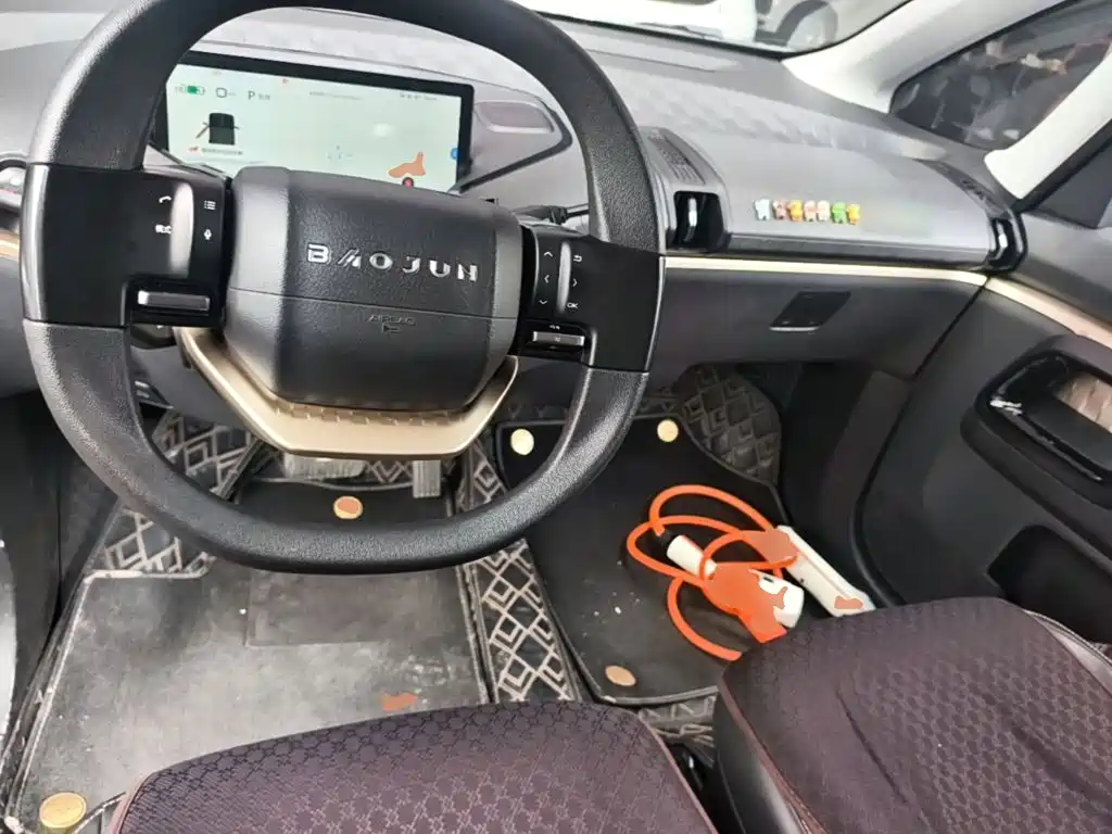 Baojun KiWi EV 2021 — фото 10
