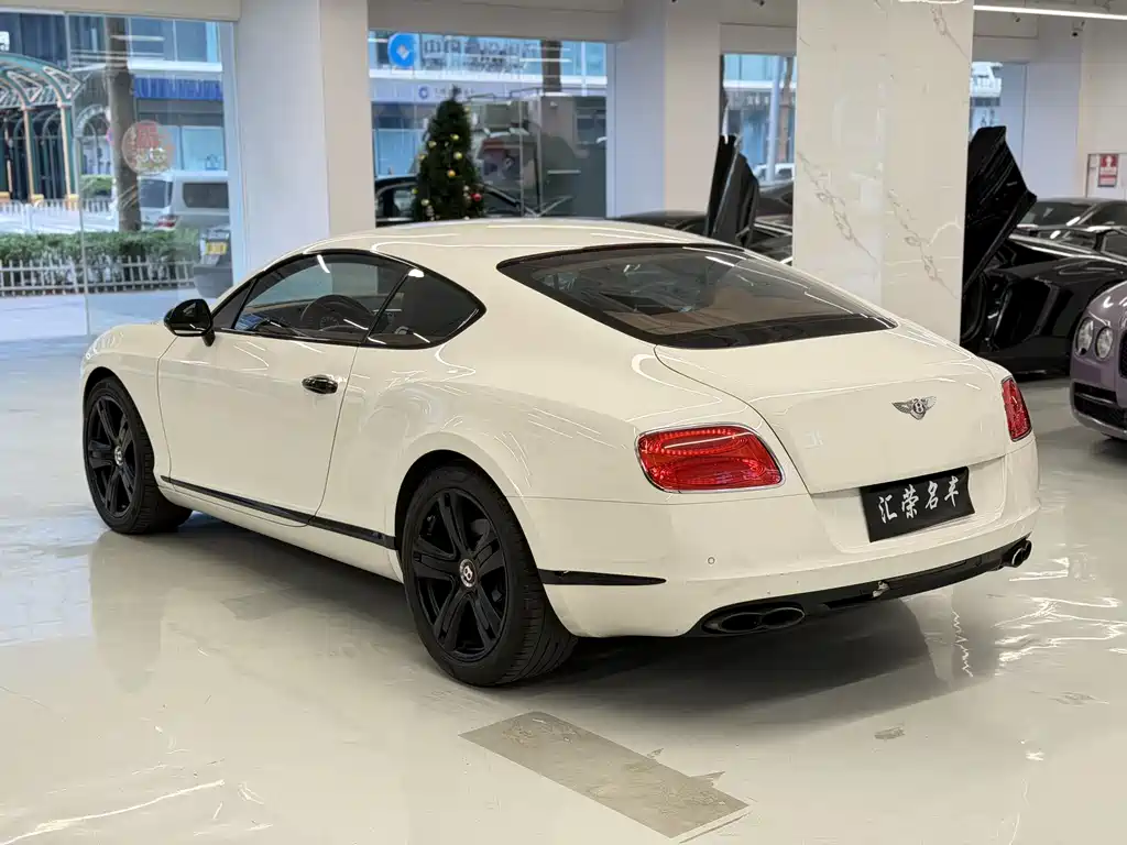Bentley Continental 2014 — фото 13