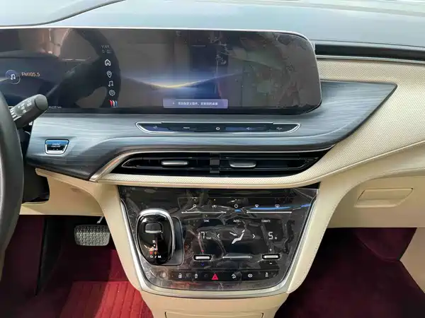 Buick GL8 2024
