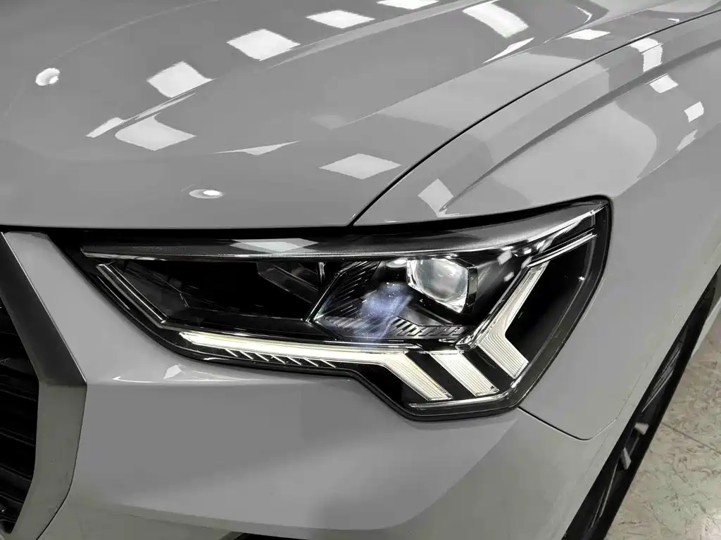 Audi Q3 2023 — фото 18