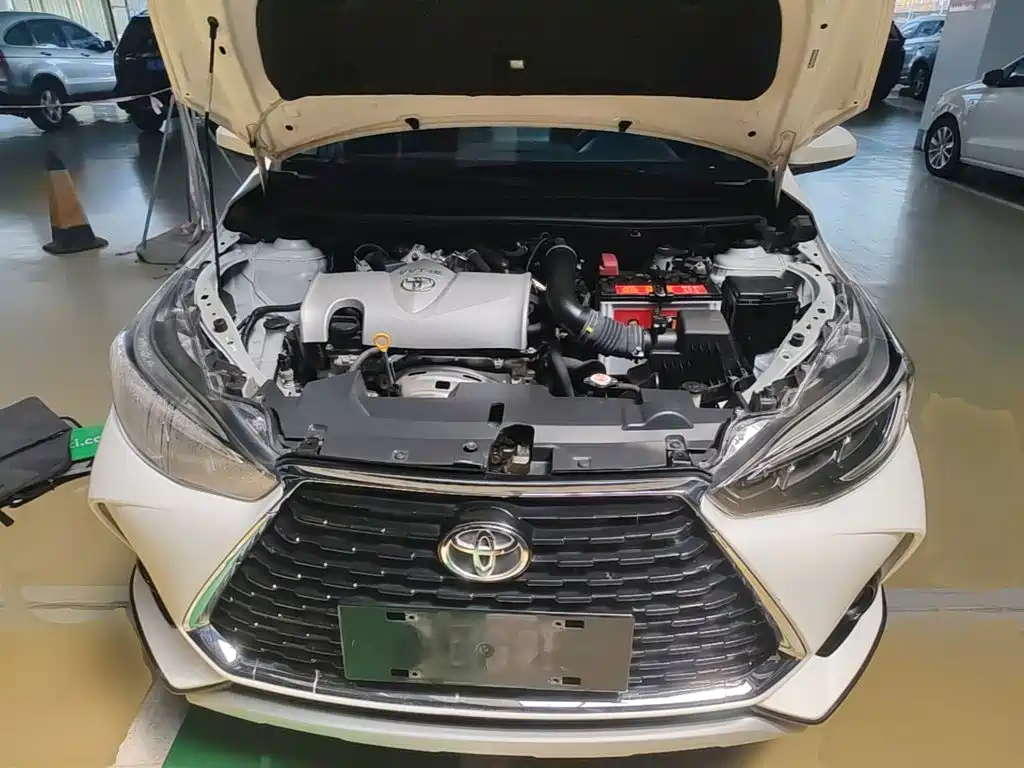 Toyota Yaris L 2020 — фото 20