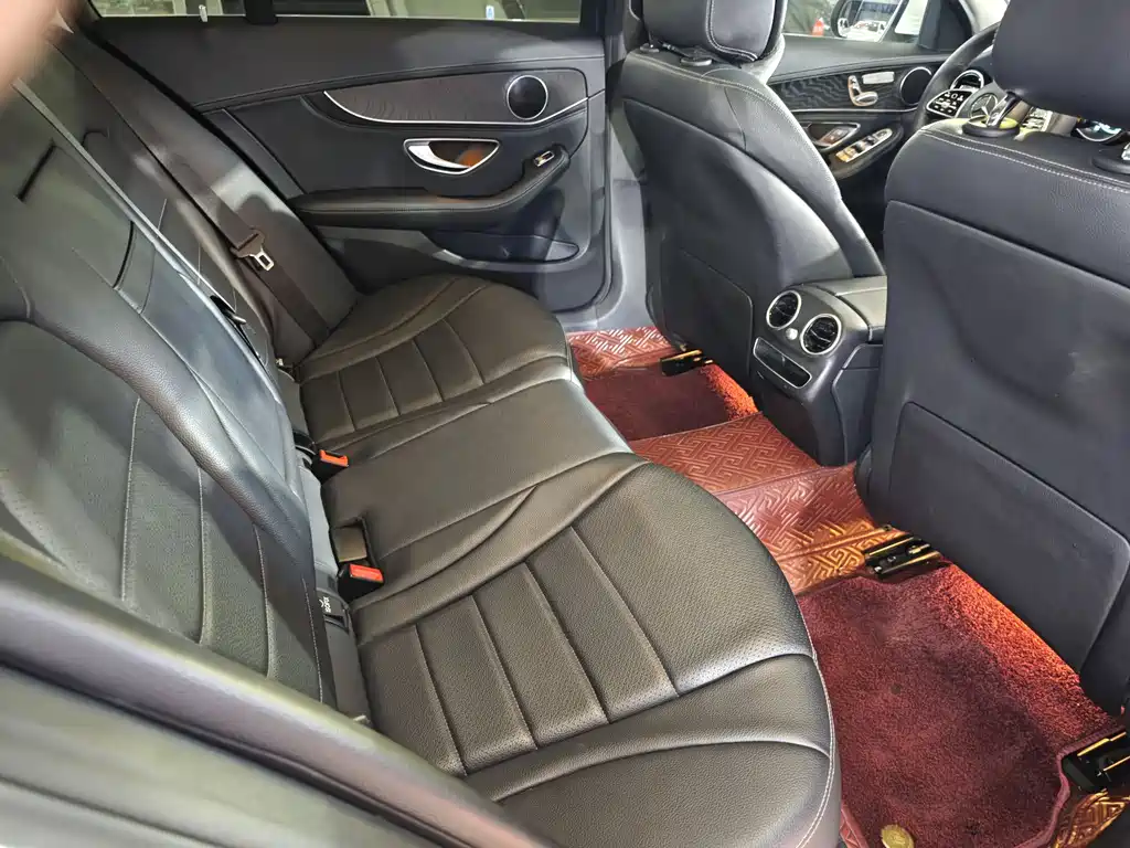 Mercedes-Benz C-Class 2019