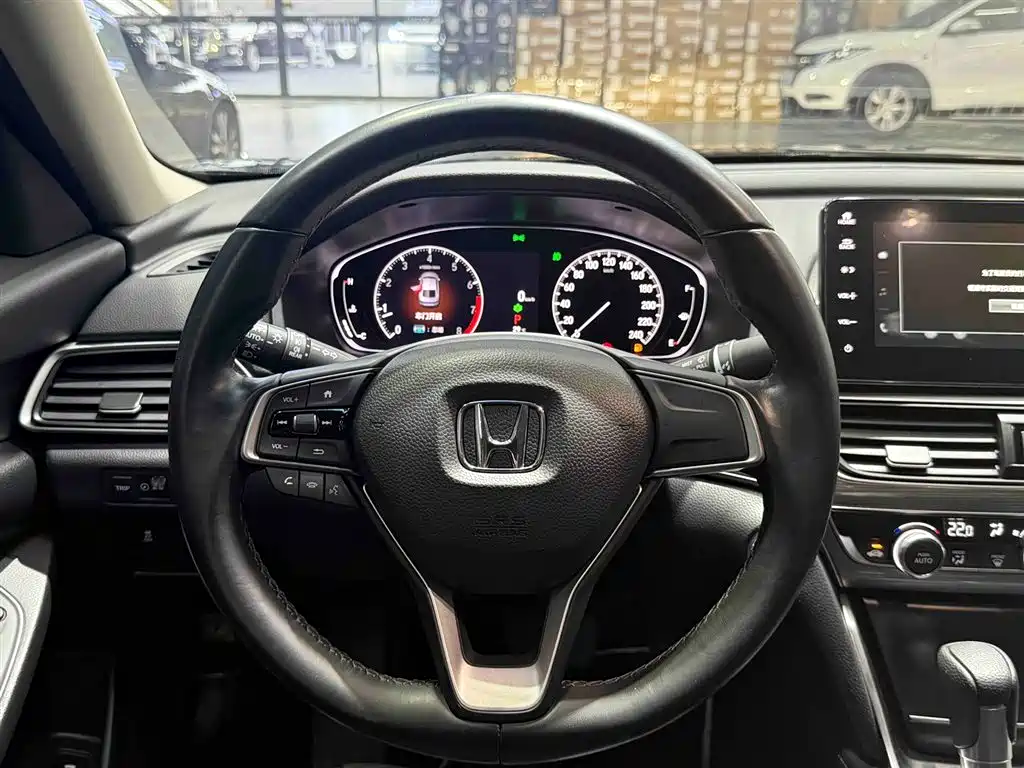 Honda Accord 2023 — фото 8
