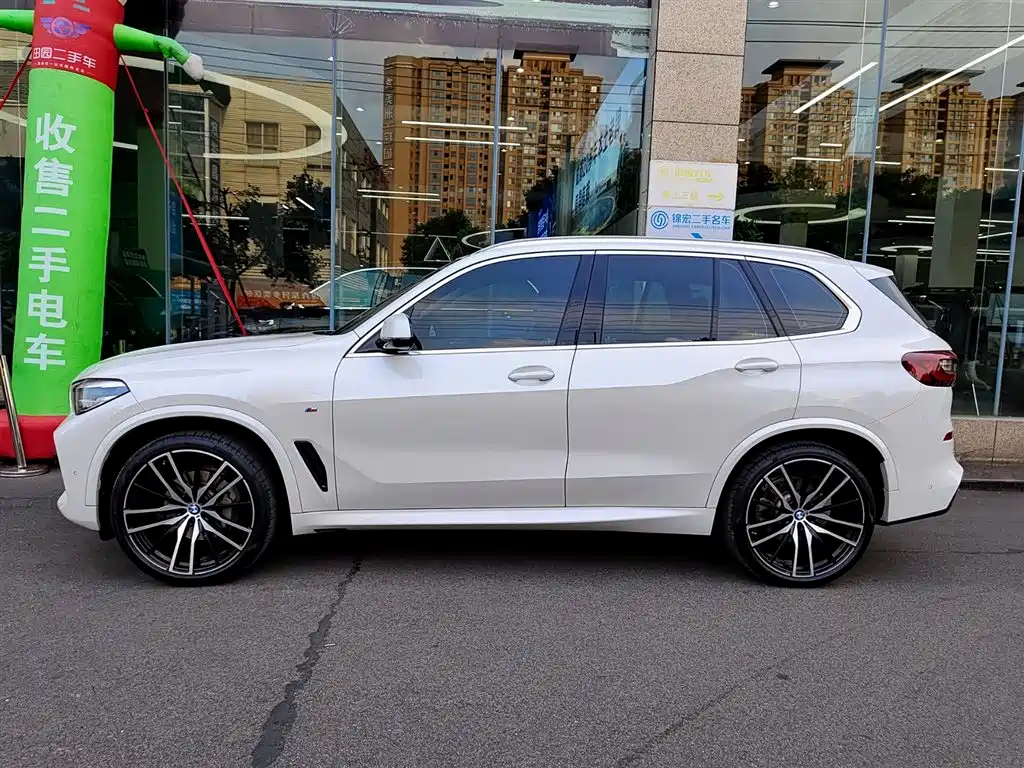 BMW X5 2021