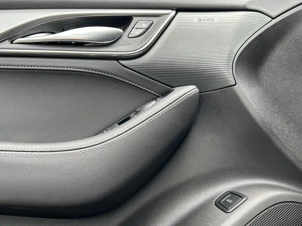 Cadillac CT5 2024 — фото 24