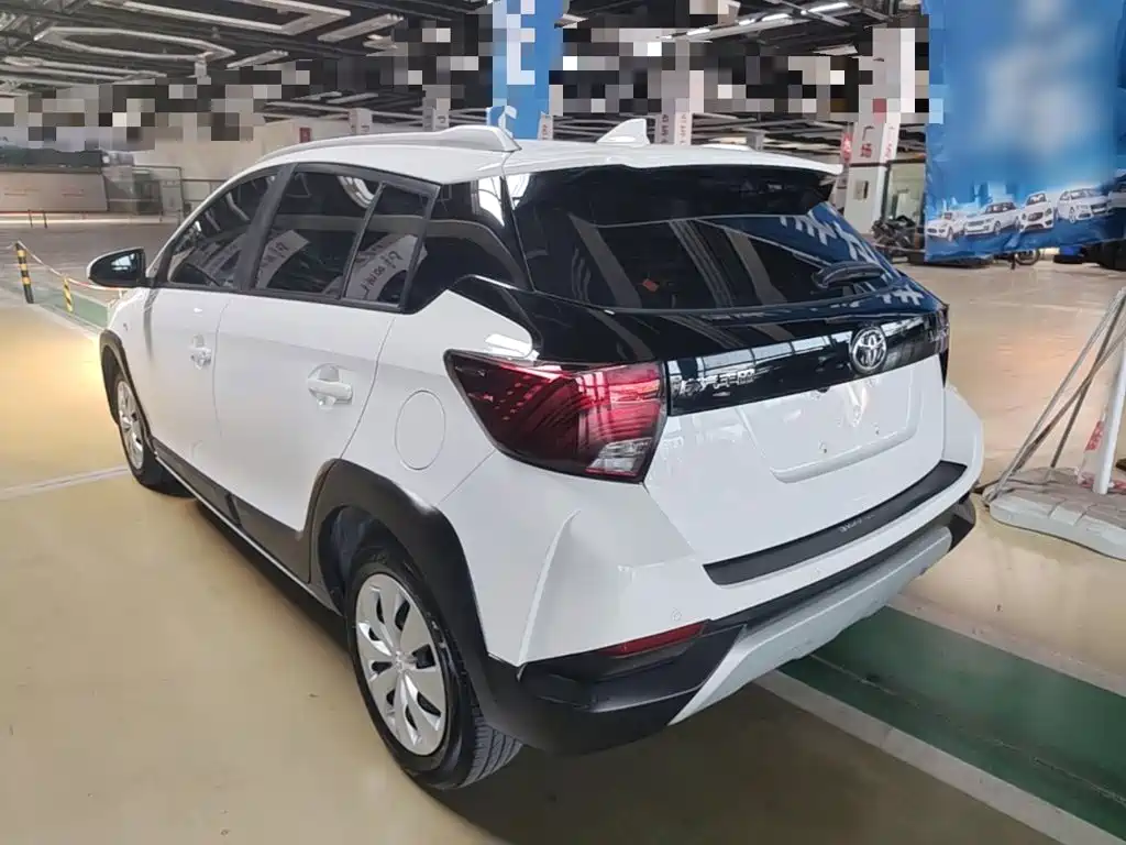 Toyota Yaris L 2020