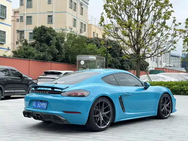 Porsche 718 2017