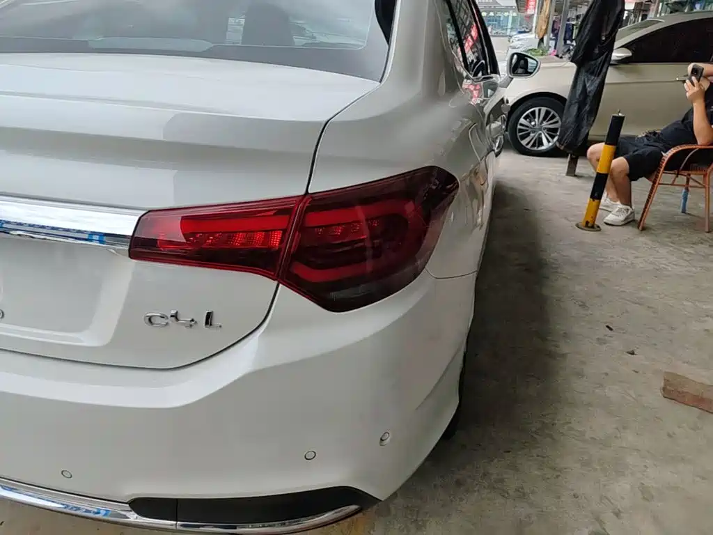 Citroen C4L 2017 — фото 24