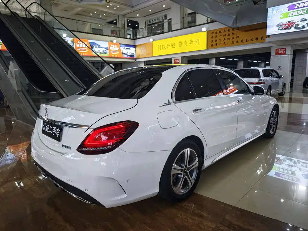 Mercedes-Benz C-Class 2019