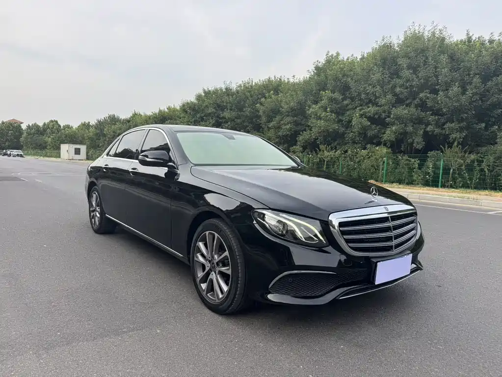 Mercedes-Benz E-Class 2019 — фото 3
