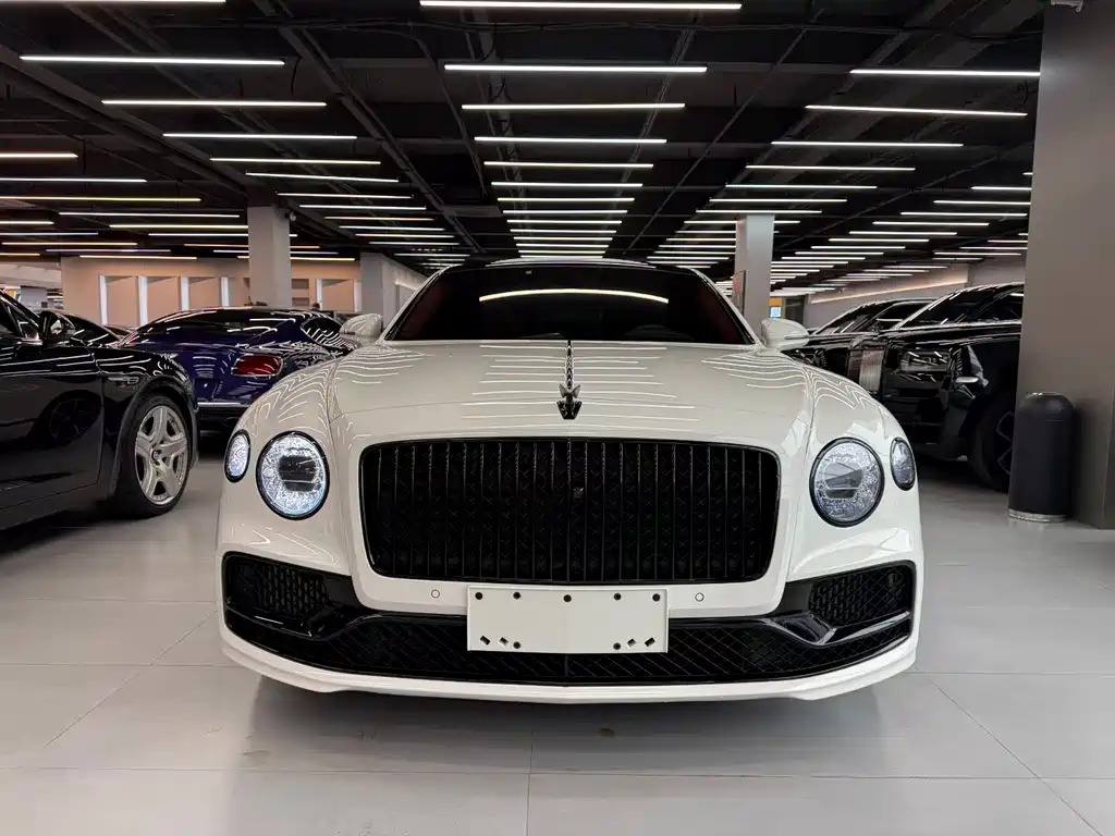 Bentley Flying Spur 2021 — фото 2