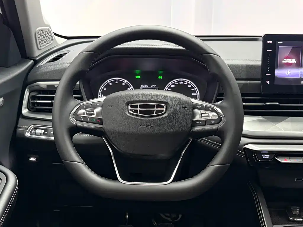 Geely Vision X6 2022