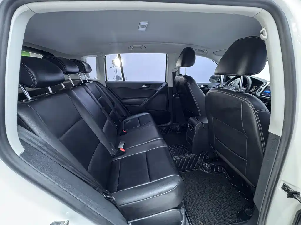Volkswagen Tiguan 2019 — фото 9