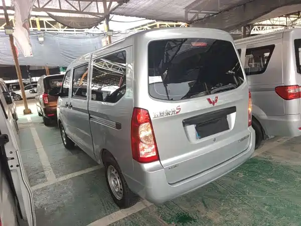 Wuling Rongguang S 2024