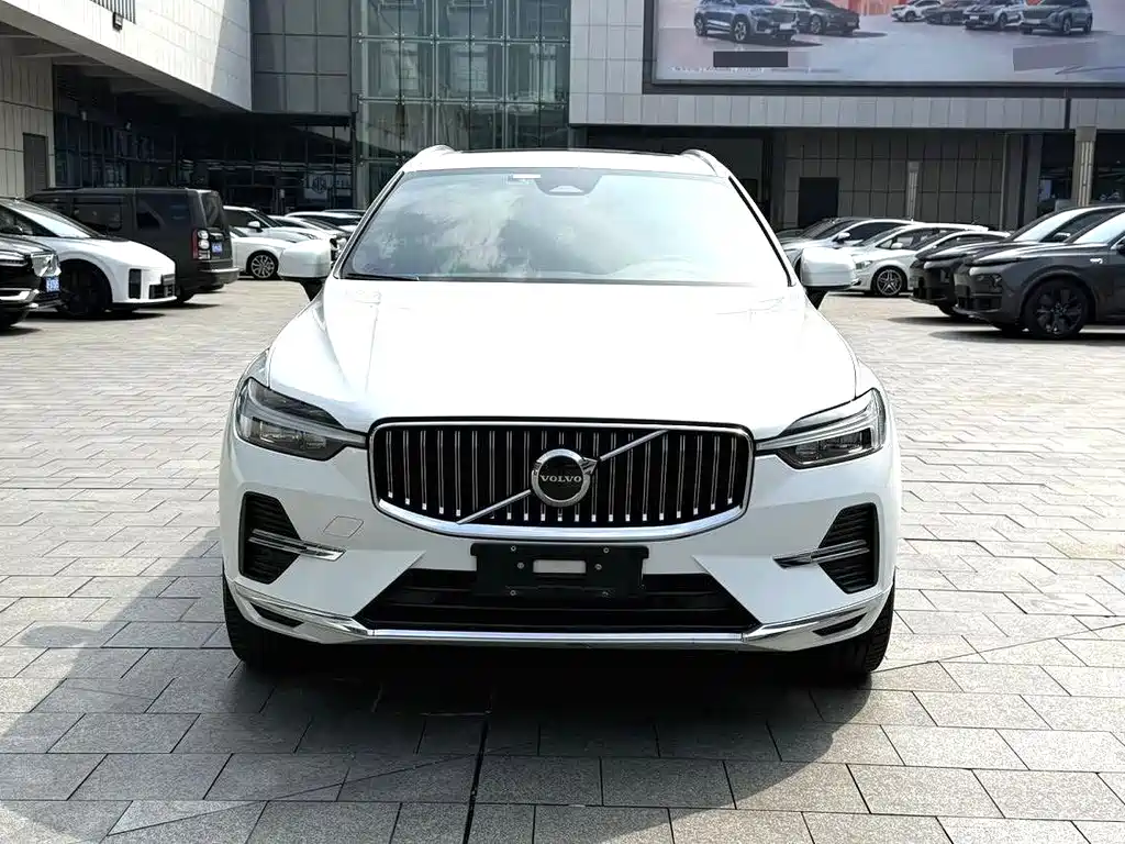 Volvo XC60 2023