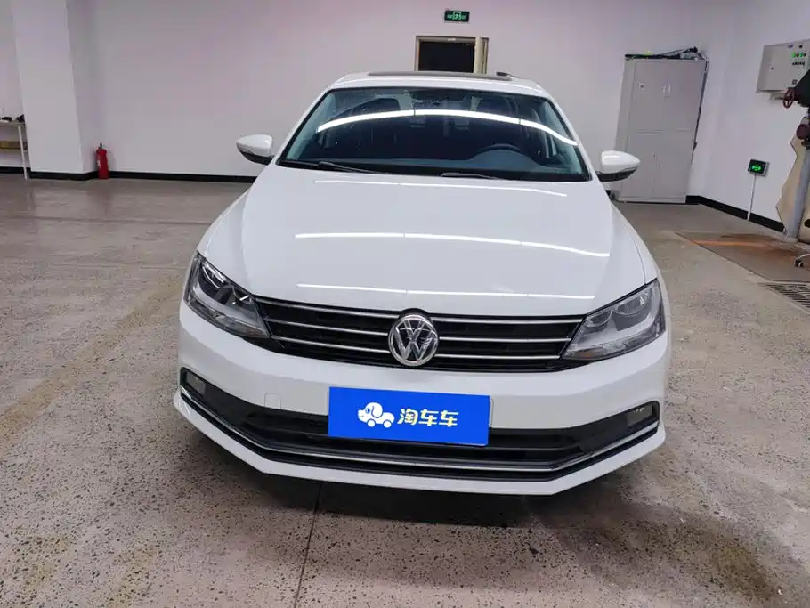 Volkswagen Sagitar 2017