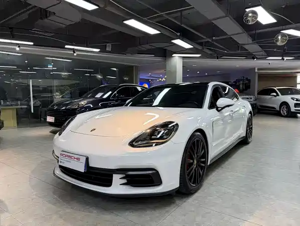Porsche Panamera 2017
