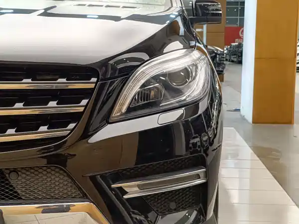 Mercedes-Benz M-Class 2015