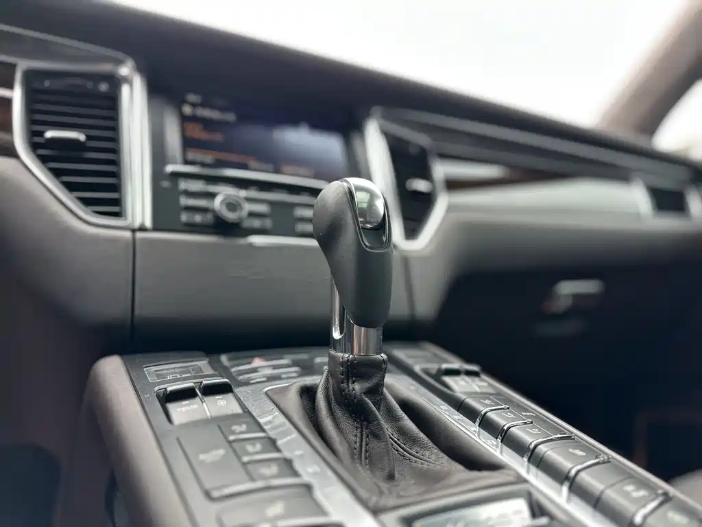 Porsche Macan 2014 — фото 14