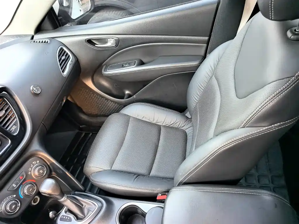 Fiat Viaggio 2014 — фото 10