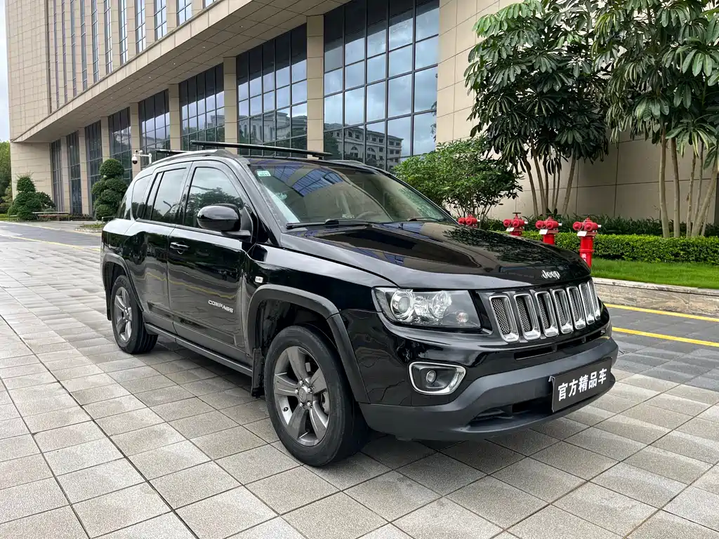 Jeep Compass 2015 — фото 2