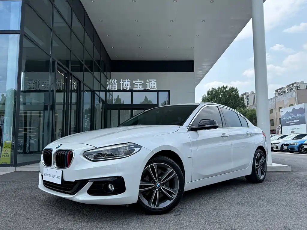BMW 1 Series 2018 — фото 2