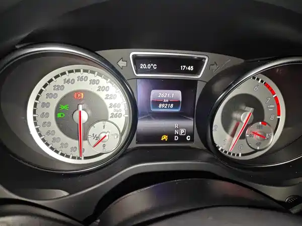 Mercedes-Benz CLA 2016