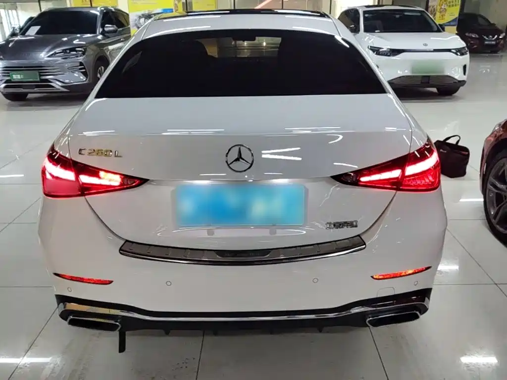 Mercedes-Benz C-Class 2025