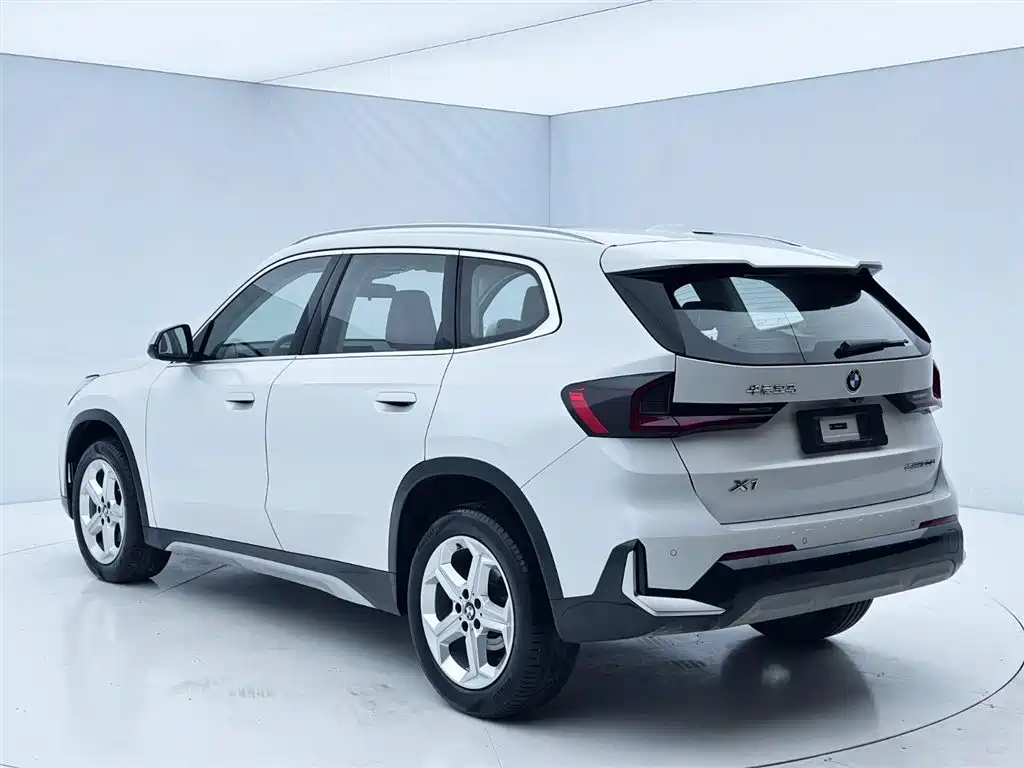 BMW X1 2024 — фото 4