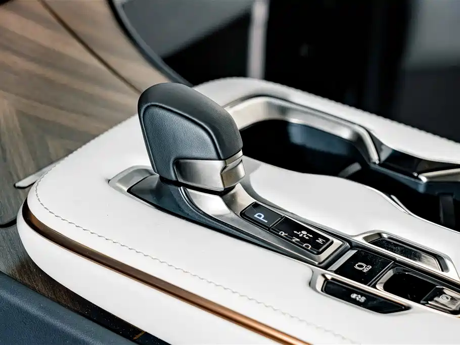 Lexus LM 2026 — фото 17